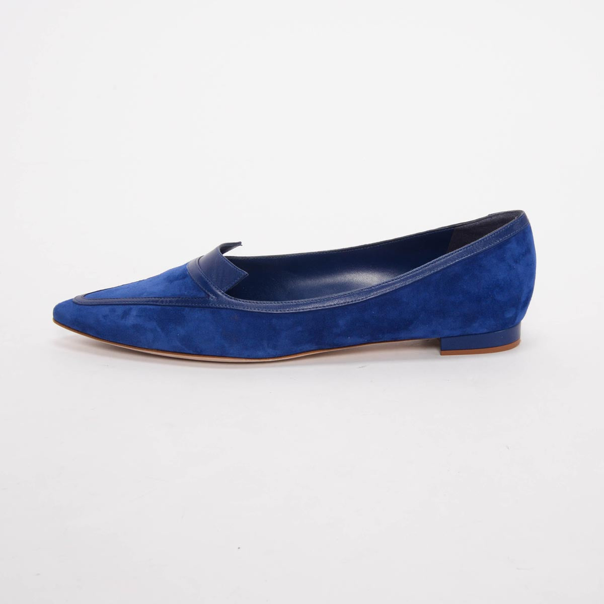 Manolo Blahnik Blue Suede Hoggy Flats 39.5