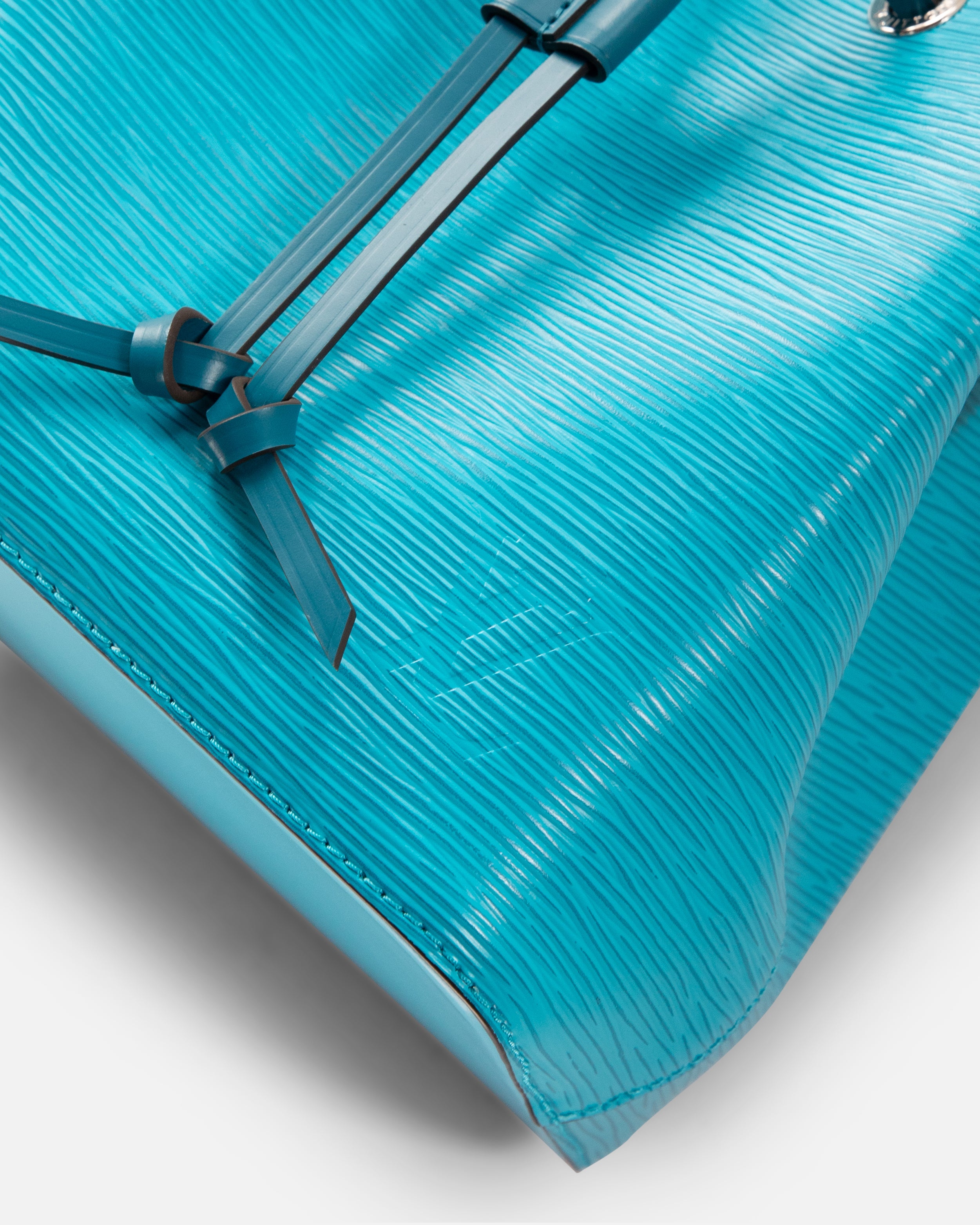 AUTH 2.jpg__PID:9de78ad2-b82e-4d61-a3cf-f916c449ebfc